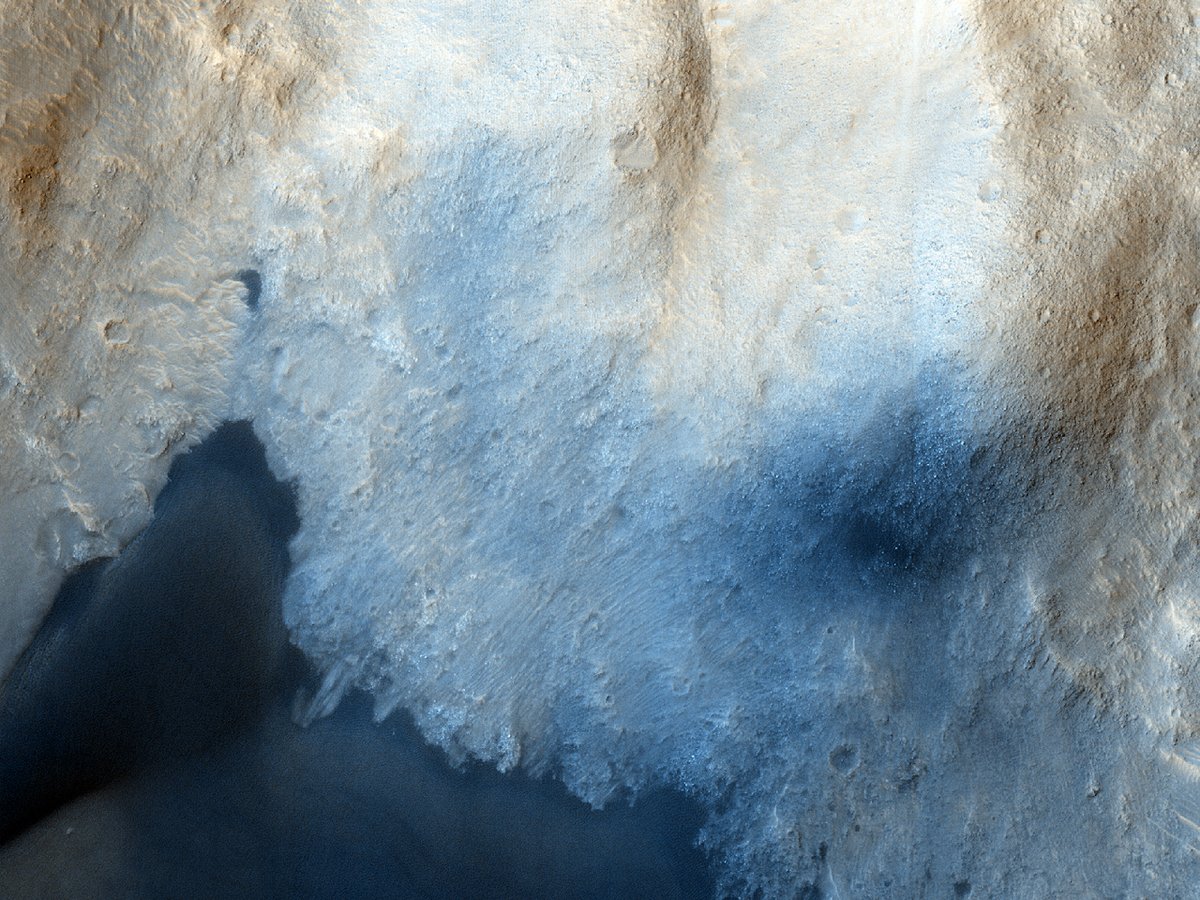 HiRISEPortugues's tweet photo. HiPOD: Potencial local de aterrissagem na Cratera Trouvelot

número: ESP_034472_1960
data de aquisição: 03 dezembro 2013
altitude: 281 km

https://t.co/qc9ecscVRc
NASA/JPL-Caltech/UArizona
#Marte #NASA #ciência #português https://t.co/vY153Vv2pT