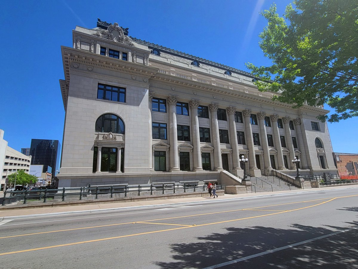 The Dallas Municipal Building, several blocks away from Dealey Plaza. Here Lee Harvey Oswald was held, interviewed, and assassinated by Jack Ruby two days after Oswald shot Kennedy.