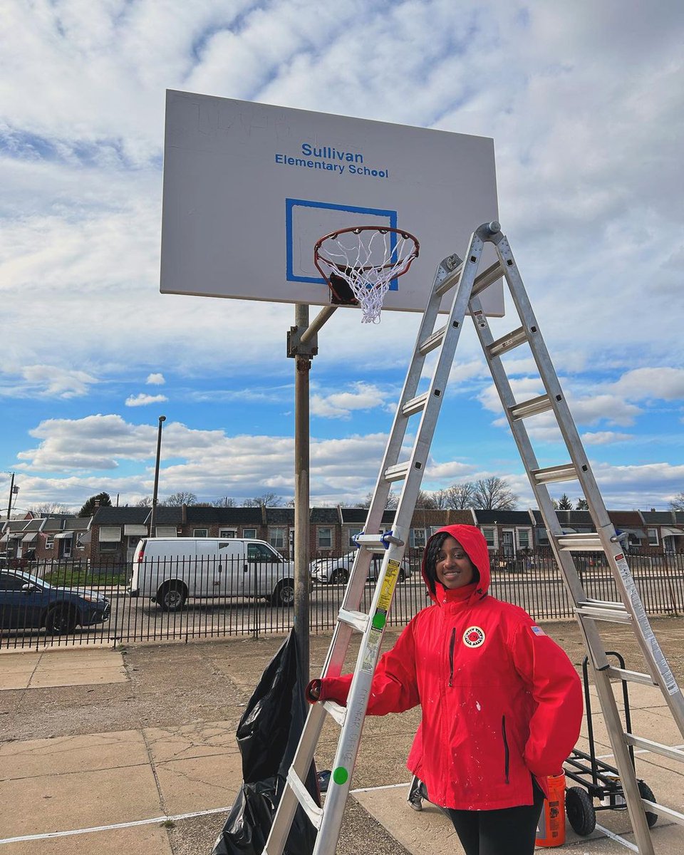 Our Civic Engagement team recently revamped the basketball court at Sullivan Elementary, adding new lines, a brighter backboard, and a new net. The court was put to the test during Sullivan's March Madness tournament. We're grateful for opportunities to enhance school spaces!