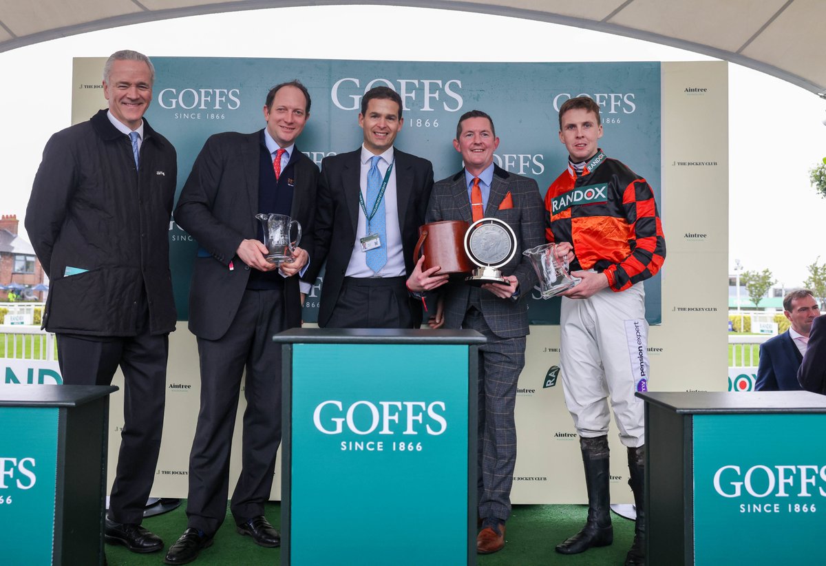 A big congrats to @benpauling1 @kielanwoods and the owners of DIVA LUNA - winner of yesterday's Gr.2 Goffs Nickel Coin Mares' Bumper. The 5YO daughter of Diamond Boy was sold at #GoffsArkle @AintreeRaces #GoffsAintree