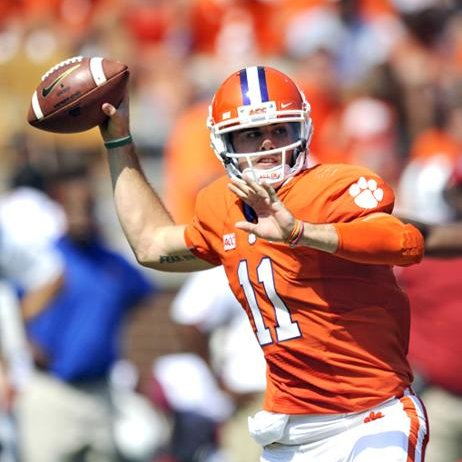 JUCOFFrenzy's tweet image. Never Give Up On Your Dreams, No Matter How Painful And Difficult Your Journey Is.. #JUCOPRODUCT #EMCC #OLEMISS