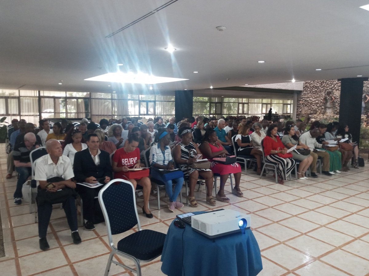 Se realiza Balance provincial de la ANIR La Habana, reprentado por cuadros y principales dirigentes de la organización. Debaten principales logros en cuanto a funcionamiento y aporte con las innovaciones en los diferentes sectores. #VamosConTodo #CubaViveYTrabaja