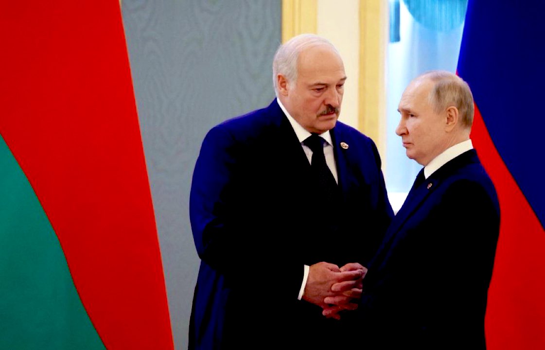 🚨Presidente de Bielorrusia a Putin: Occidente amenaza a mi país