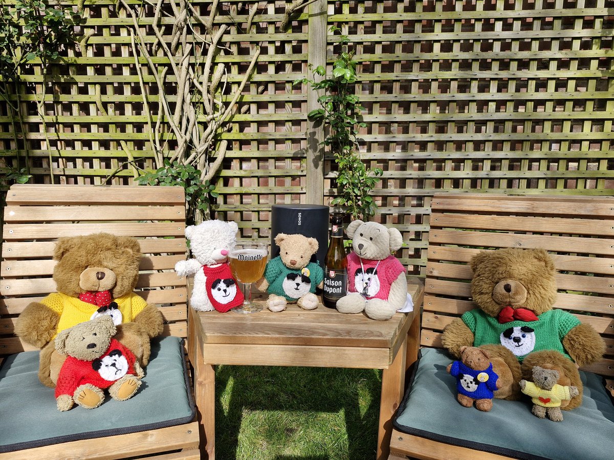 Bear Beer Garden is OPEN! Though why they think one beer for so many bears is remotely acceptable is beyond me. Hopefully more will soon appear! 😯🍻🐻 #smallbearsneedbeer