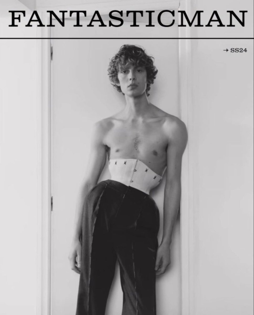 LaModeUnknown's tweet photo. ✨Leon Dame✨ on the cover of FantasticMan SS24, wearing the exact same opening look he showcased, during Maison Margiela Artisanal by John Galliano. 💔 https://t.co/rna9FIZaI1