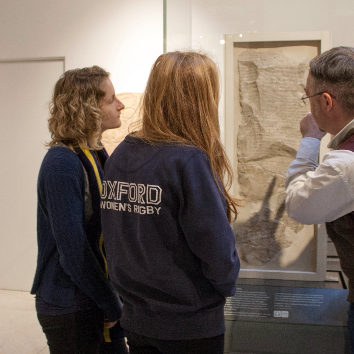 #Egyptology job alert! A 12-month Departmental Lecturer post in Egyptology @UniofOxford. Please circulate and please apply! (This post is thanks to a @BritishAcademy / @LeverhulmeTrust Senior Research Fellowship). my.corehr.com/pls/uoxrecruit…