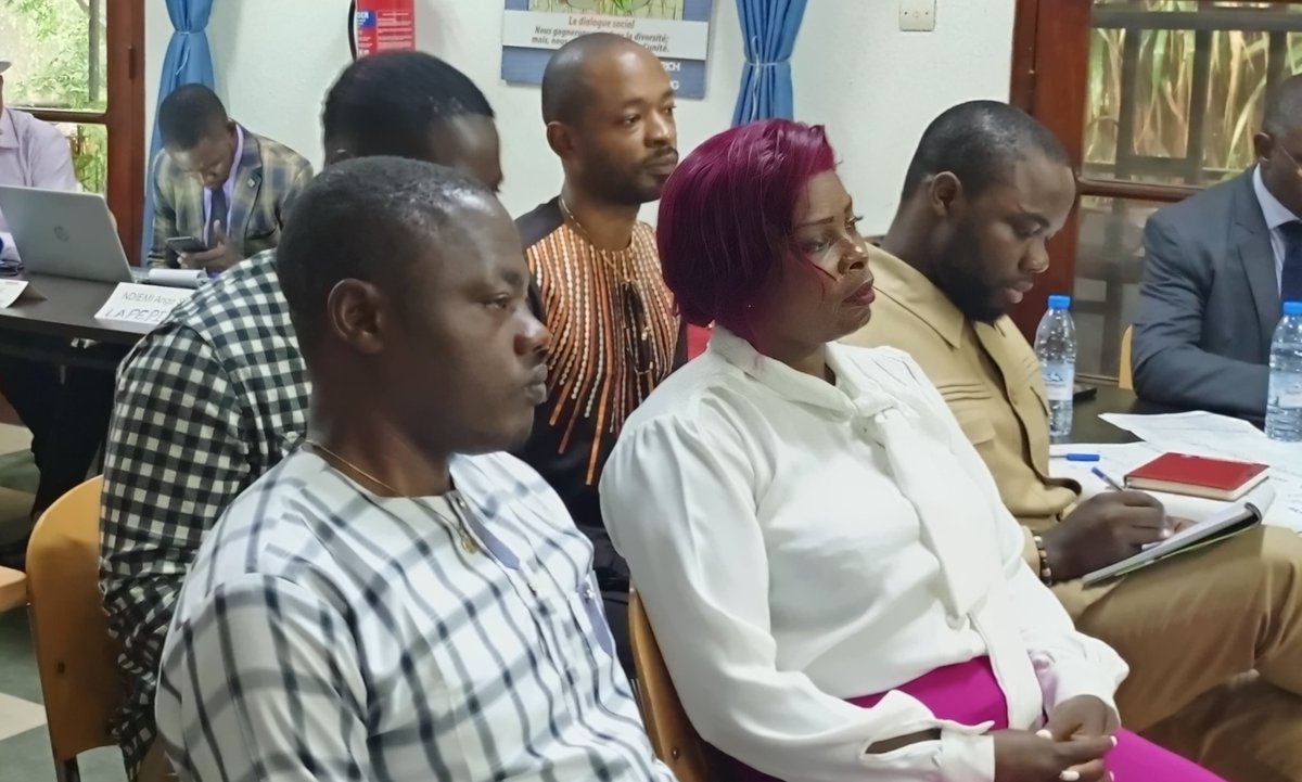 Political Participation, Civic Engagement,
Preparing 2025,

TeamPAP is part of series of trainings on forms of state, nature of political order, citizens-state relationship, state finances, navigating Cameroon political landscape. 

#TeamPAP, #2025, #YoungLeaders
The People First