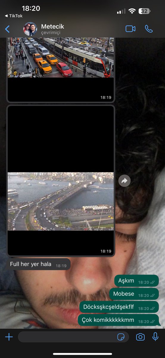 Sizin de sevgiliniz bir yere gitmeden önce o yerin ya da oraya giderken ki yolun kalabalık olup olmadığına mobeseden bakıyor mu yoksa normal misiniz 🤸🏻‍♀️🫧