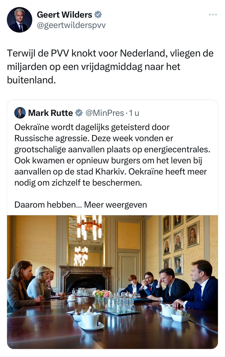 Het enige wat Wilders op kosten van de belastingbetaler  in 17 jaar heeft bereikt is polarisatie en haat. En een veroordeling natuurlijk. Dus dat knokken voor Nederland is onzin. Hij maakt het land en Europa kapot.
Oekraïne Rutte