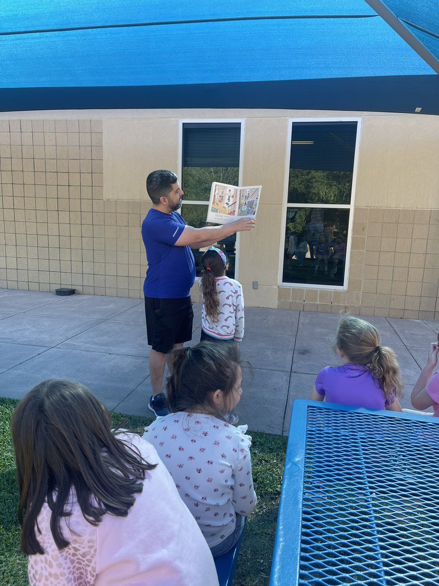 Rachelle Thomas (@rlthomas17) on Twitter photo We had a wonderful time getting to know more about our Student of the Week! Excellent job! <a href="/HumbleISD_DWE/">Deerwood Elementary</a> We had a wonderful time getting to know more about our Student of the Week! Excellent job! <a href="/HumbleISD_DWE/">Deerwood Elementary</a>