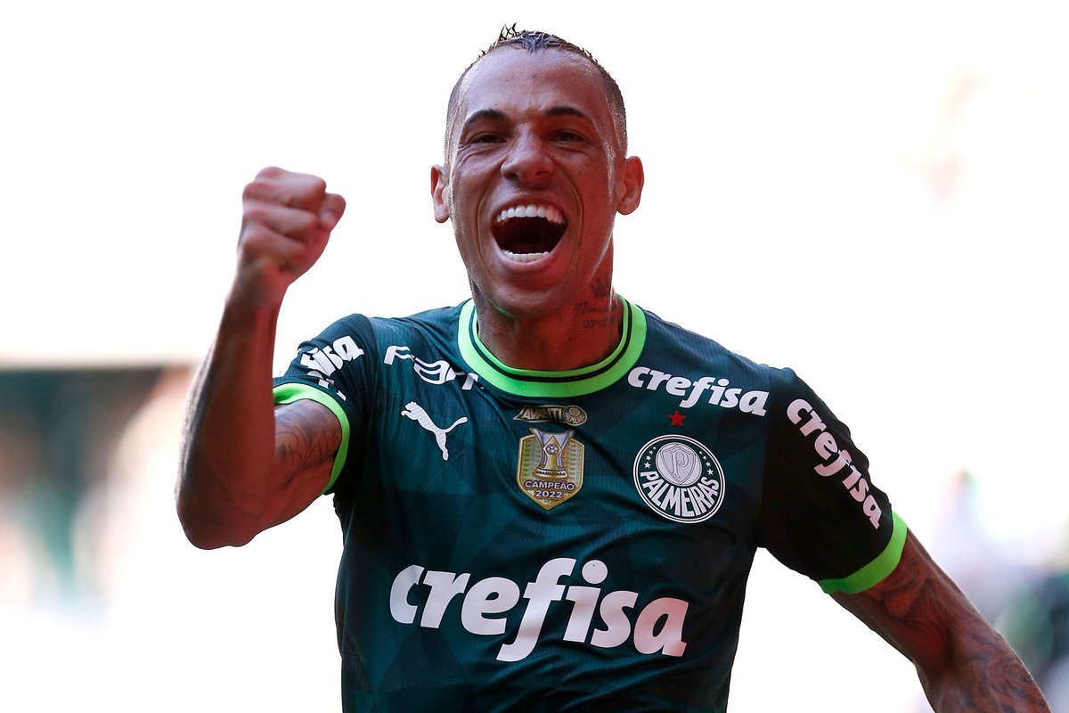 Com mais calma, minha opinião sobre Breno Lopes: Sobre o gol, ele é profissional e nunca zoou o Santos, pelo que eu sei Na bola, acho ele fraco, porém bem aceitável pra Série B Acho uma contratação mais interessante do que a do Rossi, por exemplo