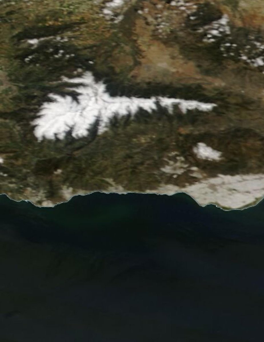 #SierraNevada. Tremendo #deshielo entre el 3 de abril y
el 10 de Abril de 2024. Fuente:  Earthdata de la Nasa.