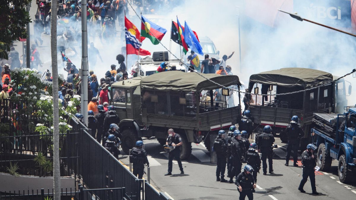 Nouvelle-Calédonie: des renforts envoyés à la veille d'une mobilisation à haut risque à Nouméa rfi.my/AVle.x