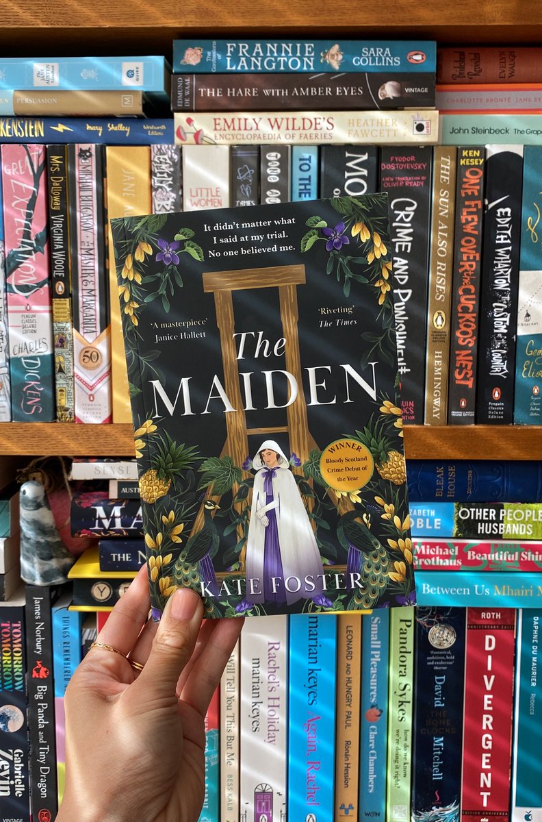 Ok this is excellent. Would LOVE to see it make the @WomensPrize shortlist!! @KateFosterMedia @chlodavies97 @panmacmillan #BookTwitter #themaiden