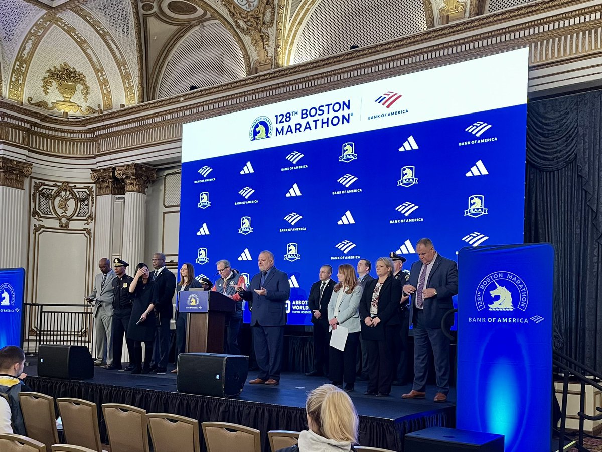 We joined our public safety partners and @BAA this morning sharing important public safety info and demonstrating our partnership ahead of #boston128. Are you watching this year? Check out the spectator guidelines and make sure you’re prepared! 🔗 baa.org/races/boston-m…