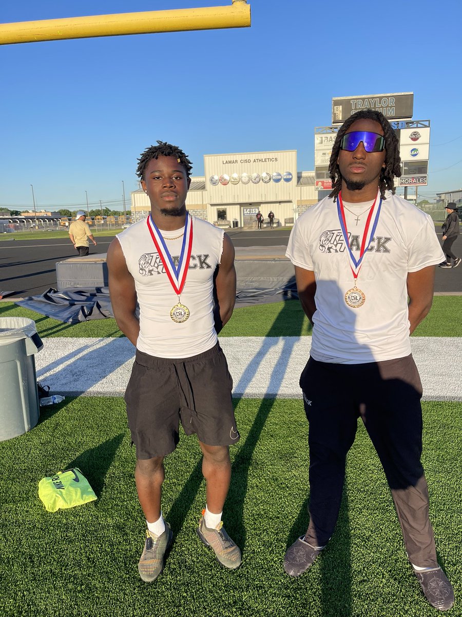 Area Meet Result: Boys High Jump 1st 🥇 Justice Ajibola 6-6 4th Paul Agba 6-2 #RegionalBound