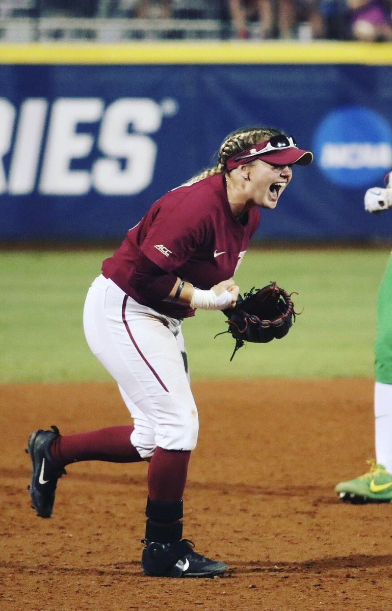 When you see yourself on that WBSC US Women’s World Cup Roster 👀 Congrats @jessicawarren30 🔗 usasoftball.com/news/2024/04/1… #ALL4ONE