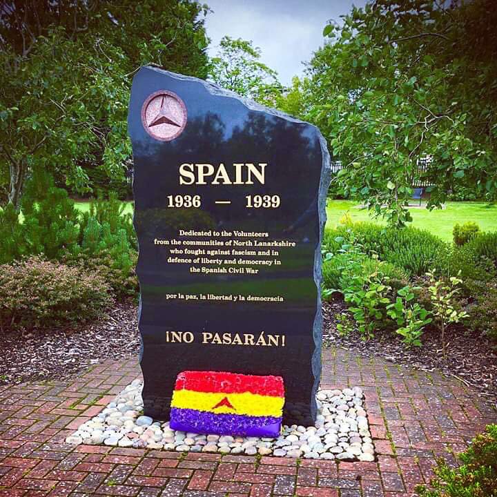 Y que esto sea en otro país?? Demuestra lo mierdas que somos 😌