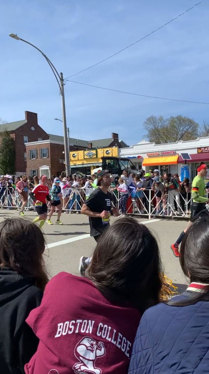 In just 2 days, @BostonCollege Eagles will cheer on the @BostonMarathon runners at Mile 21. Do you know someone who’s run (or will be running!) the marathon? Give ‘em a shoutout here!