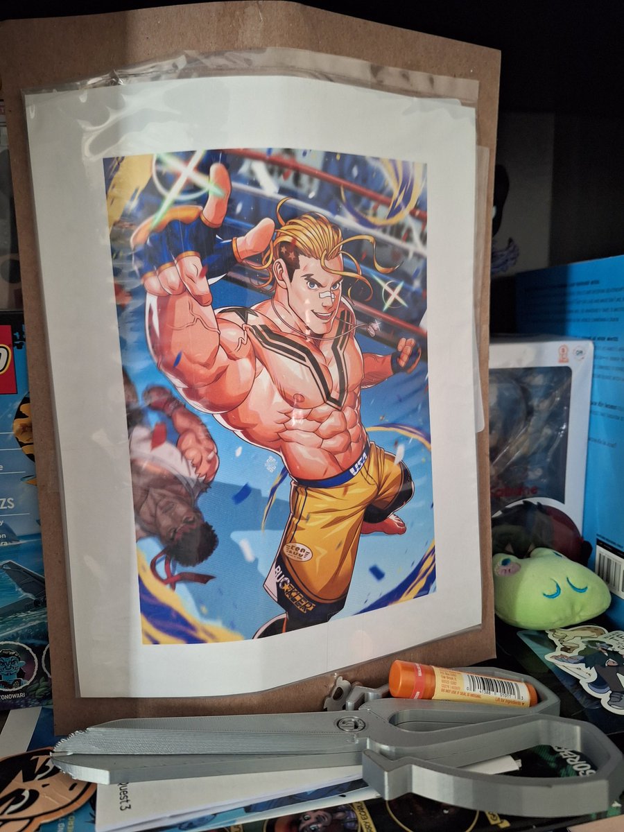 I never posted the print I got from @xelgot 's store. Look at my husbando Luke 🥰💙🌟