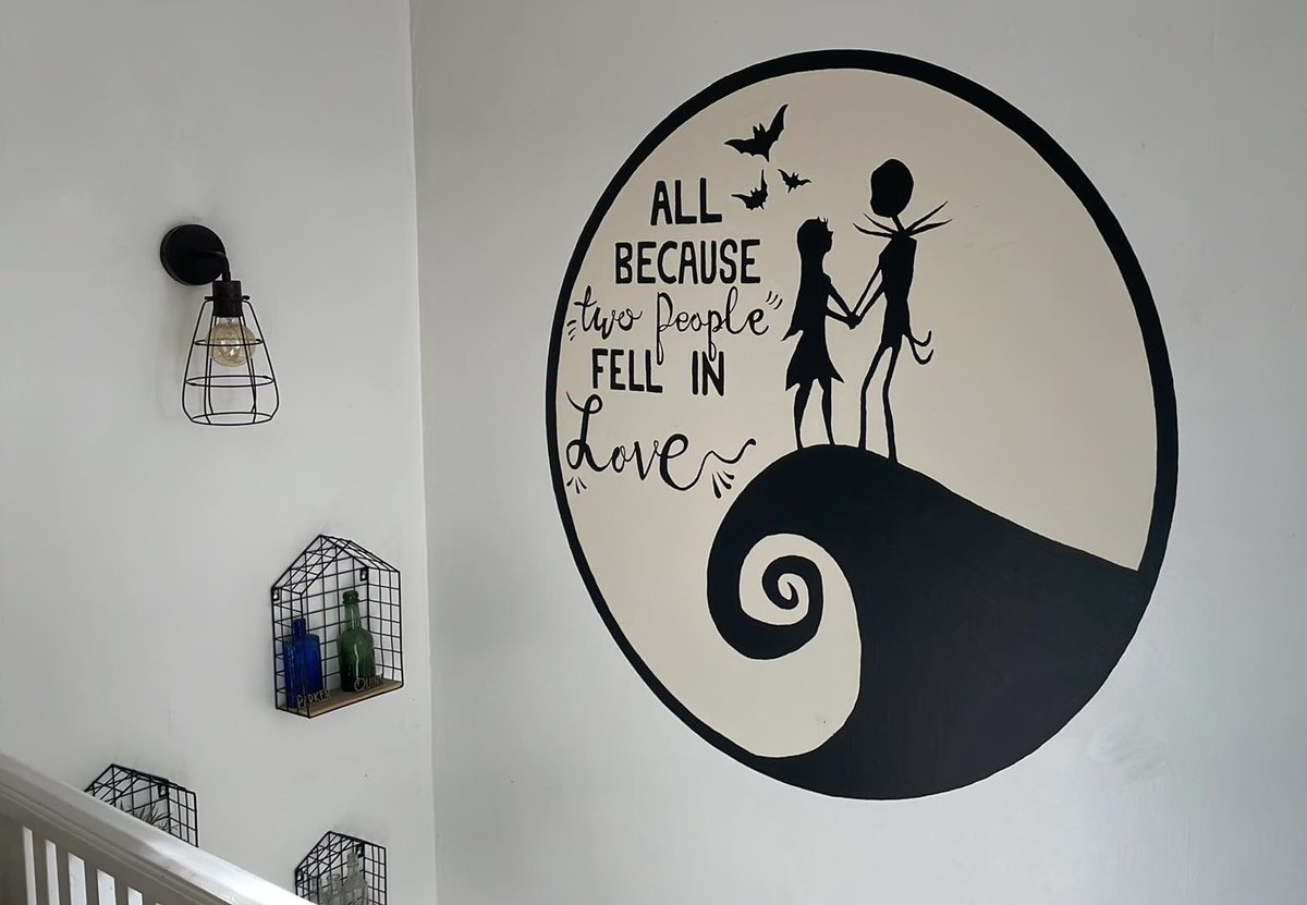GAZmonkeyboy's tweet photo. Still one of my favourite things I’ve painted in the house #jackandsally #anightmarebeforechristmas #art https://t.co/di97OQVANX