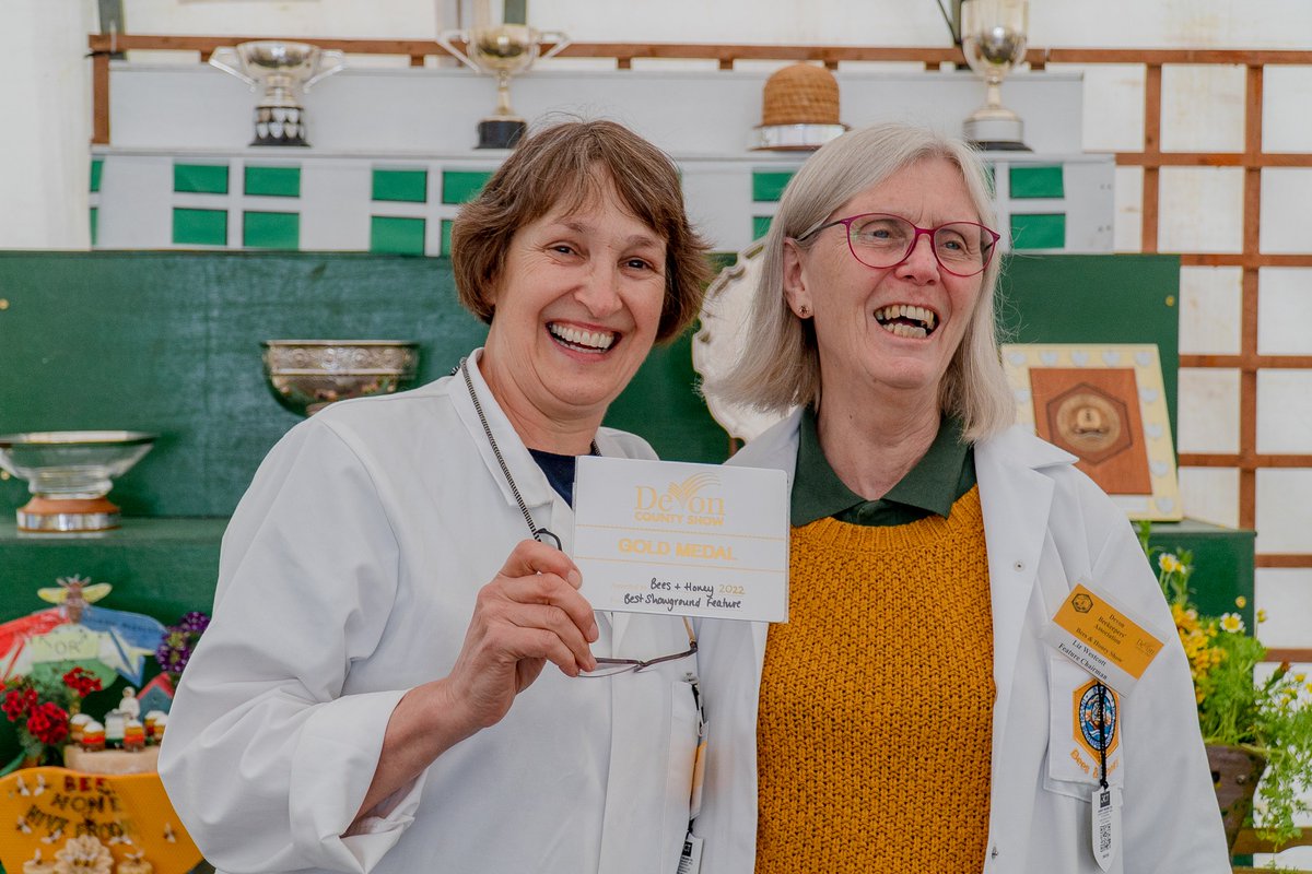 🐝🍯2 WEEKS TO GO 🍯🐝 We can't bee-lieve there is just two weeks left to go to enter in our honey and bee classes! Head to our website for more information on classes and how to enter! showingscene.com/.../devon-coun…

#devoncountyshow #honey #bee