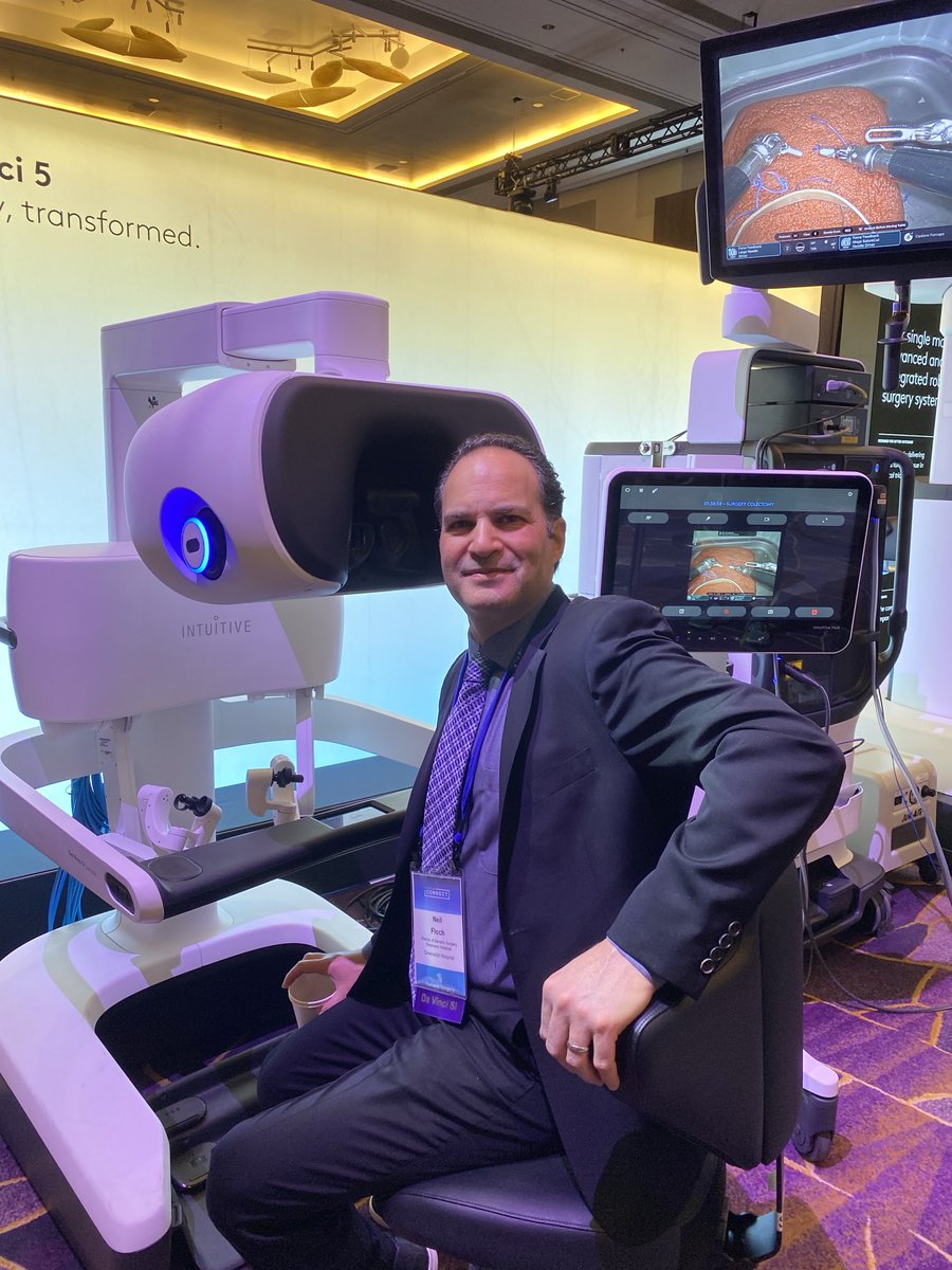 I am here at the #IntuitiveConnect2024 trialing the ⁦@IntuitiveSurg⁩ #surgeryrobot in Las Vegas - the robot is an incredible advance for both patients and surgeons with easy interchange of instruments, 4K vision, and tactile feedback back. A #gamechanger. @asmbs ⁦#Sages