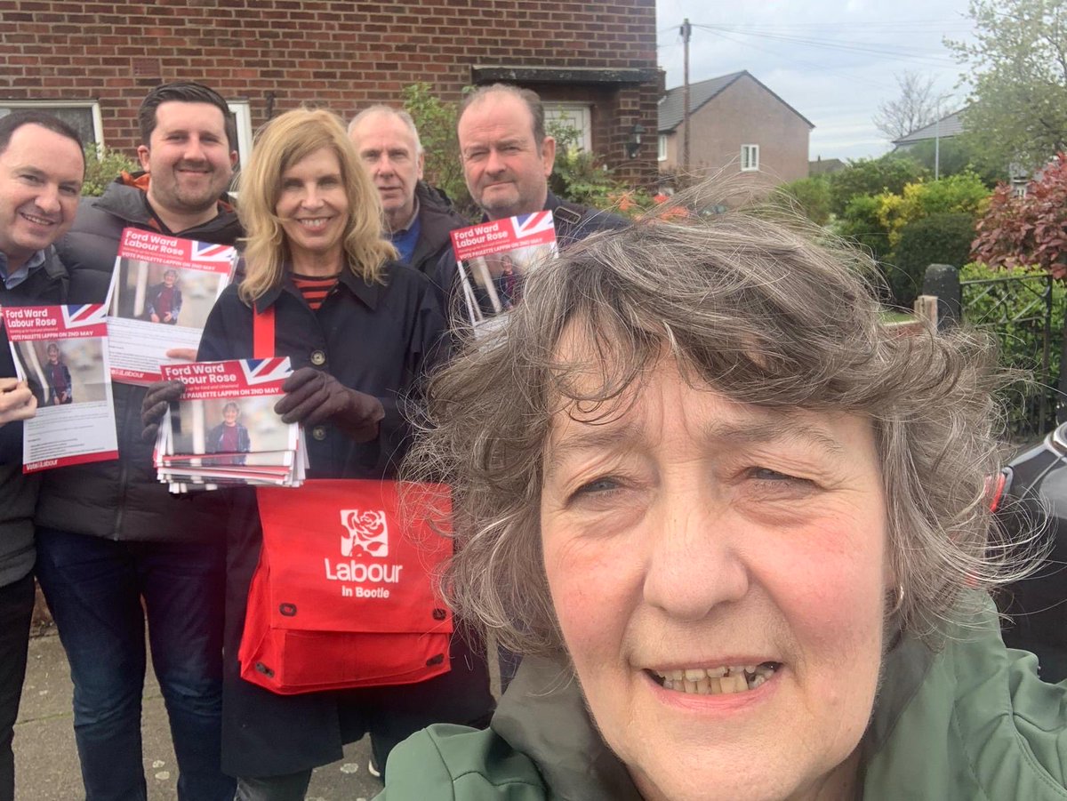 With our Team Labour in Ford Ward getting our election message out. Thanks to all the residents who supported us today. Vote Labour on 2nd May! ⁦@Paulett54122148⁩ ⁦@seftonlabour⁩