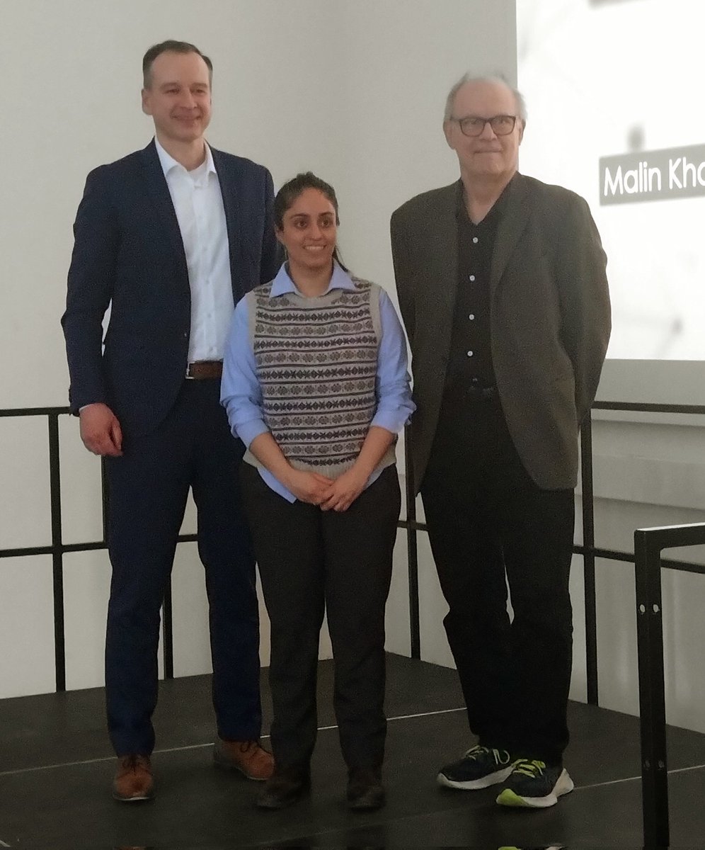 UniSysCat's tweet photo. What a wonderful award ceremony! Congratulations to Meera Mehta @MeeraMehta_Lab and thanks everyone for coming!
Special thanks also to the science slammers!! 
#womeninstem https://t.co/hrpfzynbfL