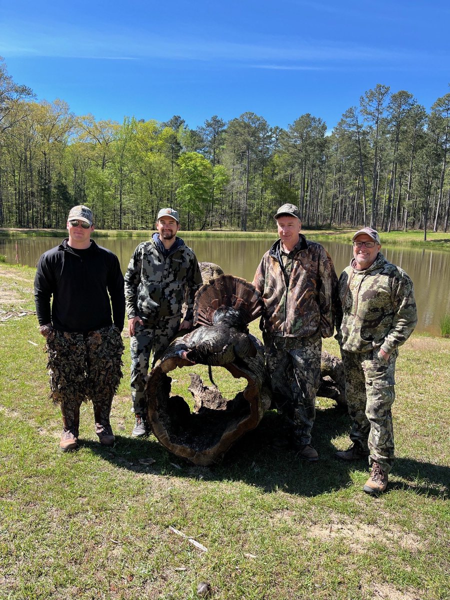 We love turkey season at Bullet Vault! The team spent the weekend in east Georgia to chase some longbeards and they did not disappoint! 

📸 Billy Mitchell, Jackson Reynolds, Donnie Gooch, & John Youngblood

#turkeyhunt #turkeyseason #springgobblers