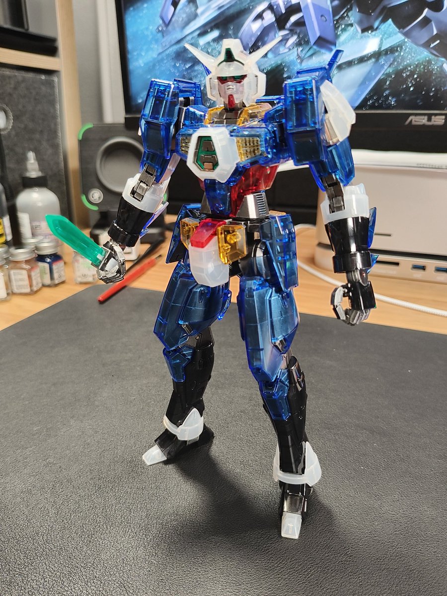 GunplaMark's tweet photo. Clear version of the #gundam AGE-1 Spallow completed on stream this morning. I think this one looks way better than the AGE-1 Normal.

The stream replay is available on my YouTube channel, and I'll have better photos to share after the full photo shoot this weekend. https://t.co/qH5yA1TdAQ