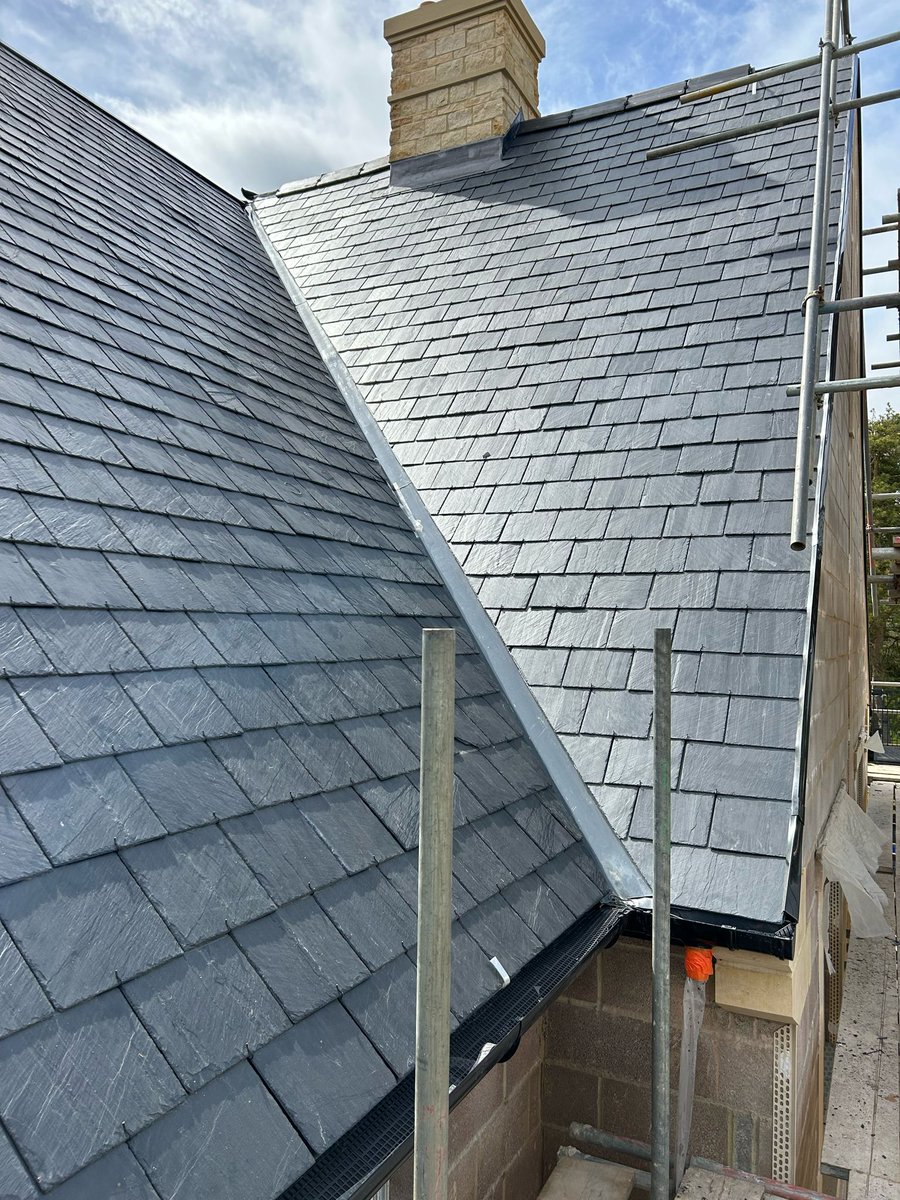 Russell_Roofing tweet picture