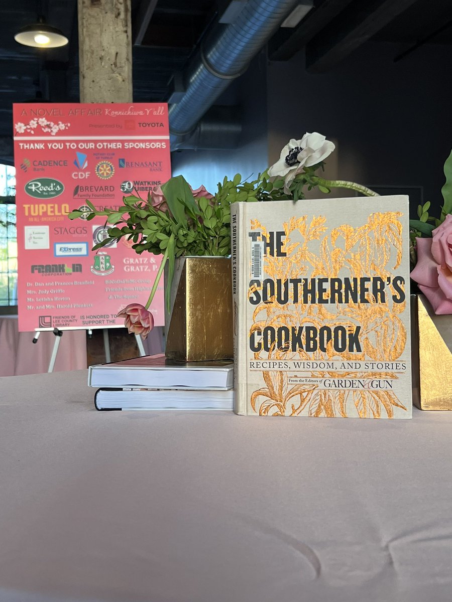 pshackel's tweet image. Last night was such a wonderful experience! It is truly a blessing to work with such a fantastic group of library supporters! They are SO VERY generous with their time and energy and demonstrate the special place our library has in the center of our community. @MSLibraryComm