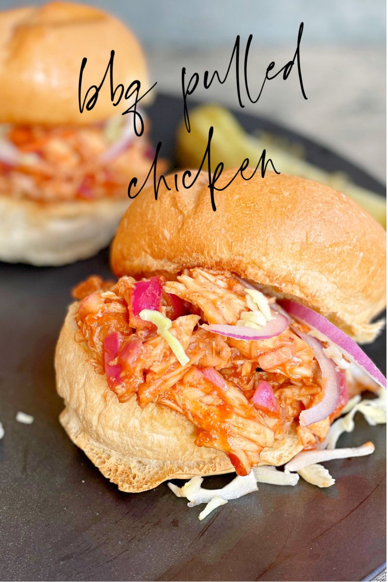 Making a Pulled BBQ Chicken Sandwich is easy enough & this sandwich recipe will take taste buds to a happy place.

loulougirls.com/2022/01/easy-b…

#sandwich #food #Recipe #yummy #Dinner #easyrecipes #30minuterecipe #delish #weeknightdinner #familydinner #dinnerrecipes #sandwichrecipes