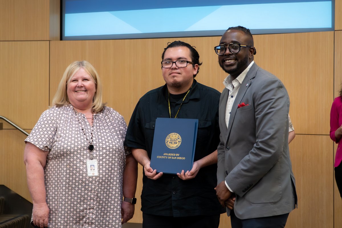 Empowering neurodivergent people is personal to me. 24 people have graduated from our internship program for neurodivergent workers at @SanDiegoCounty and on Thursday we recognized Santiago, Selena, Jacob, and Brian for their efforts over the last 6-months.