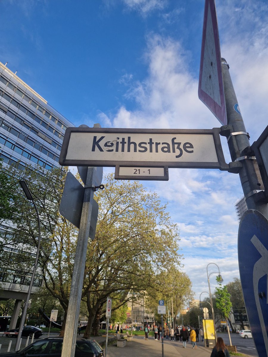 There is a Keithstr!