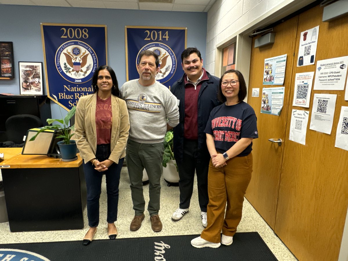 TheFundChicago's tweet image. It&apos;s still #APpreciationWeek at the Fund. Fund members brought treats to Thomas Kelly College Preparatory, Walter Payton College Preparatory, Whitney M. Young Magnet, Jones College Prep, Gurdon S. Hubbard, and Air Force Academy. #CPSrunsonAPs
