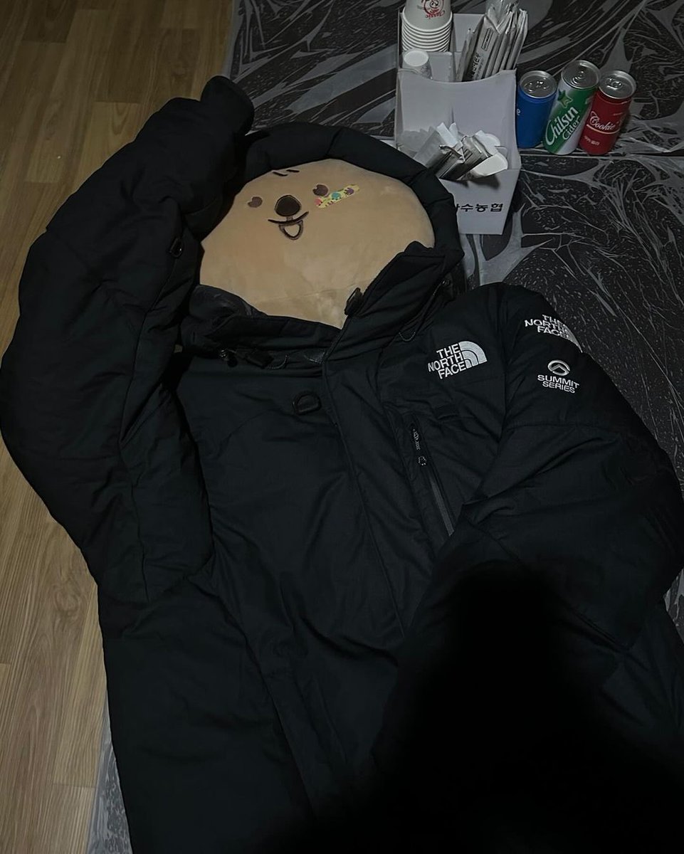 Cha Eunwoo and his never ending love for bear~ ‹𝟹🐻

#원더풀월드 #WonderfulWorld
#차은우 #CHAEUNWOO