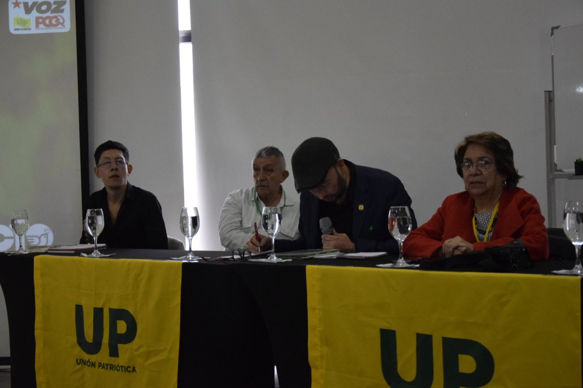 #EnFotos|| Más de lo se está viviendo en la Junta Nacional de la UP. 👇