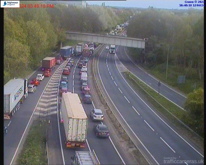 #A14 Eastbound between J43, St Saviours, and J44, Moreton Hall, is partially blocked following a collision. Delays of 10-15 mins #BuryStEdmunds