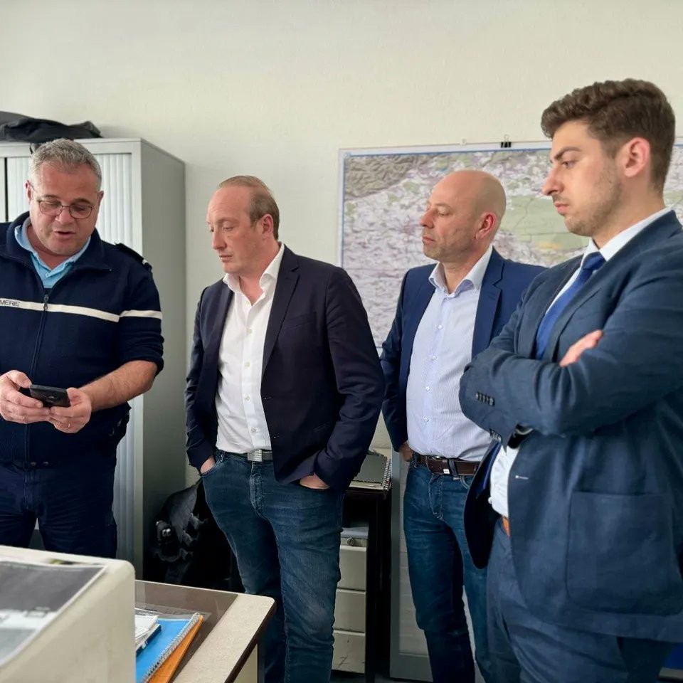 Bel après-midi à Haguenau avec Laurent Marcangeli Président du groupe Les Députés Horizons.

L'occasion d'échanger avec Jean-Luc Hoffmann Président de la Chambre de Métiers d'Alsace - CMA, les commerçants du centre-ville de Haguenau et les militaires de la gendarmerie de Haguenau