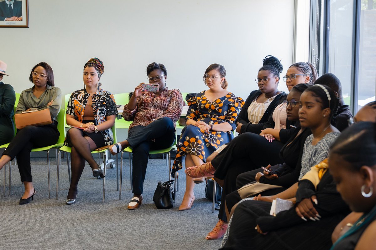 In partnership with @NamYouthCouncil , we gathered 30 Namibian young feminists in all their diversity for a Young Women’s Baraza. We discussed issues affecting women and girls in the country and policy changes needed to address these issues 📸 Spectrum Media #IamNala #Namibia