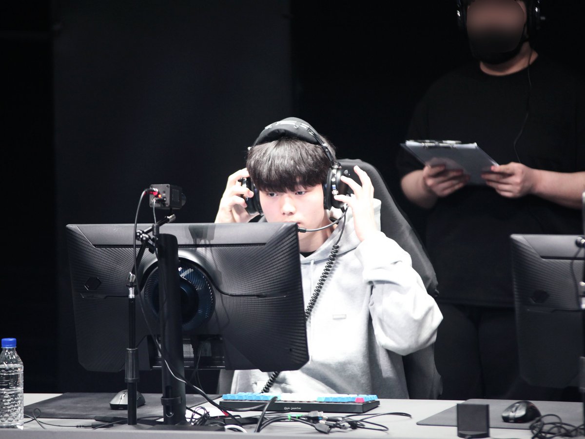 스민📷 tweet media