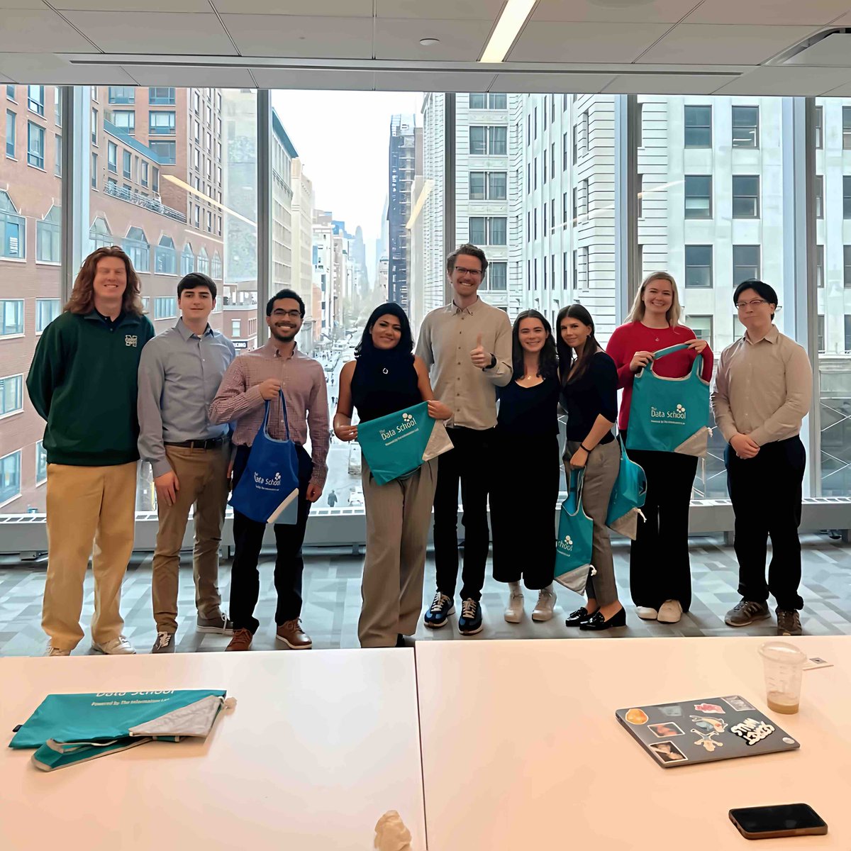 We were thrilled to welcome the Manhattan College Business Analytics Club to our office yesterday! 

The students came to sharpen their data skills and learn more about The Data School’s program.