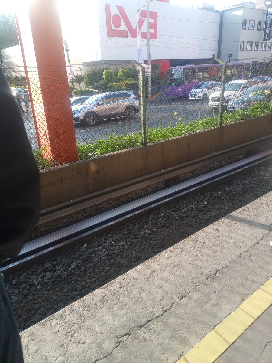 LuXimSw's tweet photo. Quien para plan, me cancelaron las primeras clases 🤭
Pd: ando por aquí https://t.co/irg5BwGcmH
