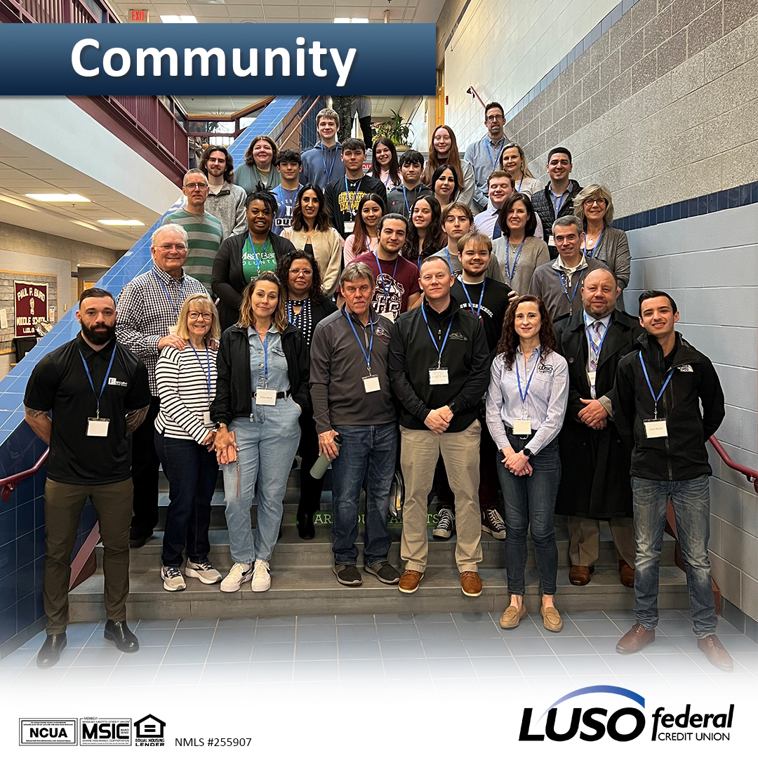 Luso_Federal's tweet image. It's "JA in a Day" at @PaulRBairdMS, and we can't thank our wonderful volunteers enough for donating their time and talents to this worthwhile initiative. 

@JA_WesternMA @LudlowPublicSch #LudlowMA #WesternMA #JAinaDay #JuniorAchievement