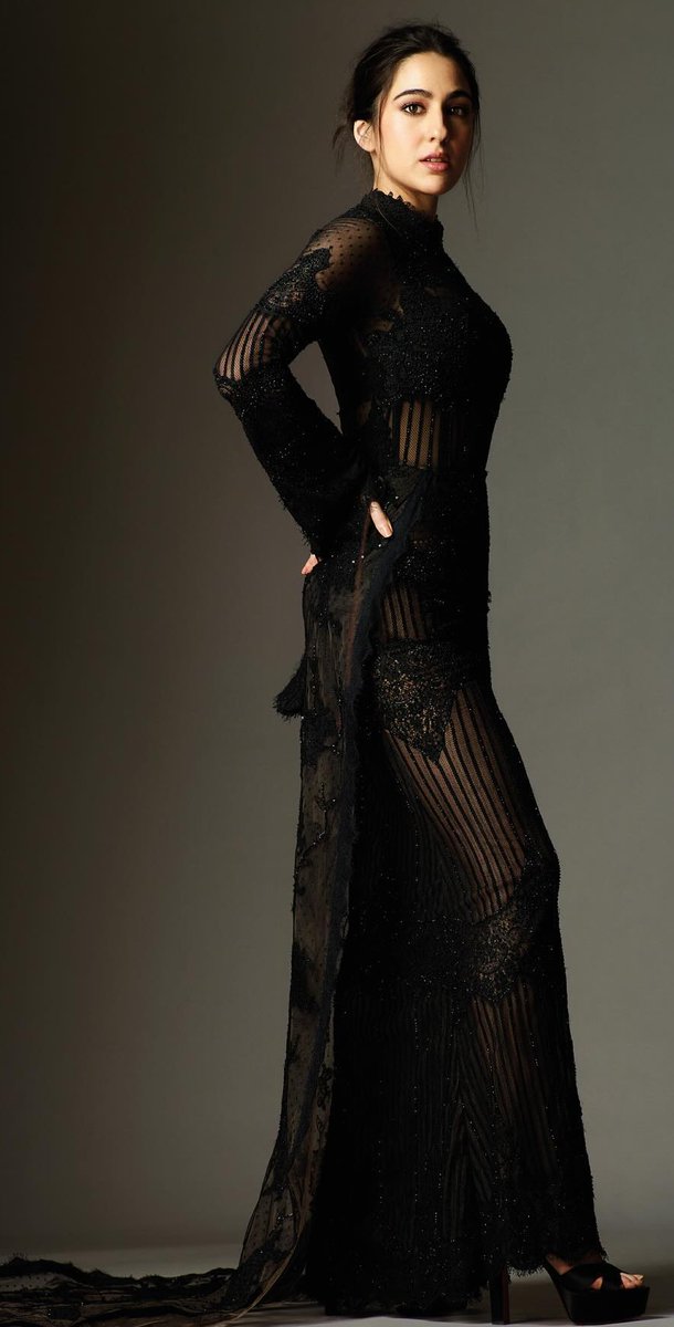 Stunning #SaraAliKhan for #Elle