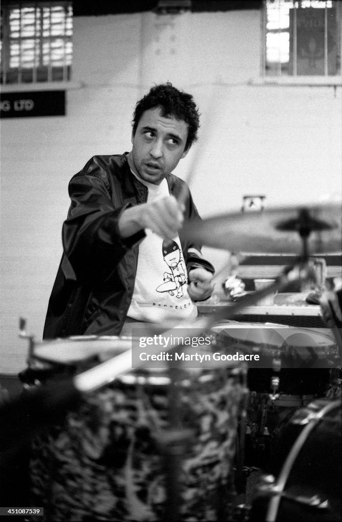 🥁To celebrate Stone Roses Drummer, Reni turning 60, I'm playing some of the Best Drum Intros of all time on tonight's Roadhouse Cafe. Led Zeppelin, Foo Fighters, even Deep Purple. Plus new Vampire Weekend, Khruangbin and Susan O Neill. Tune in 10pm midlands103.com