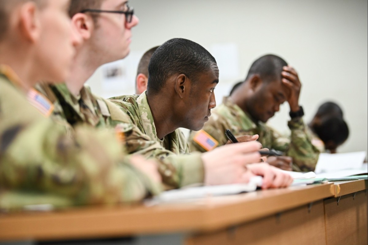 “With these refinements, and given ongoing resources for this training, we will continue to help more young men and women qualify to serve in America’s Army.” Read more ➡️ spr.ly/6010wXfUp #BeAllYouCanBe #Soldiers @USArmy