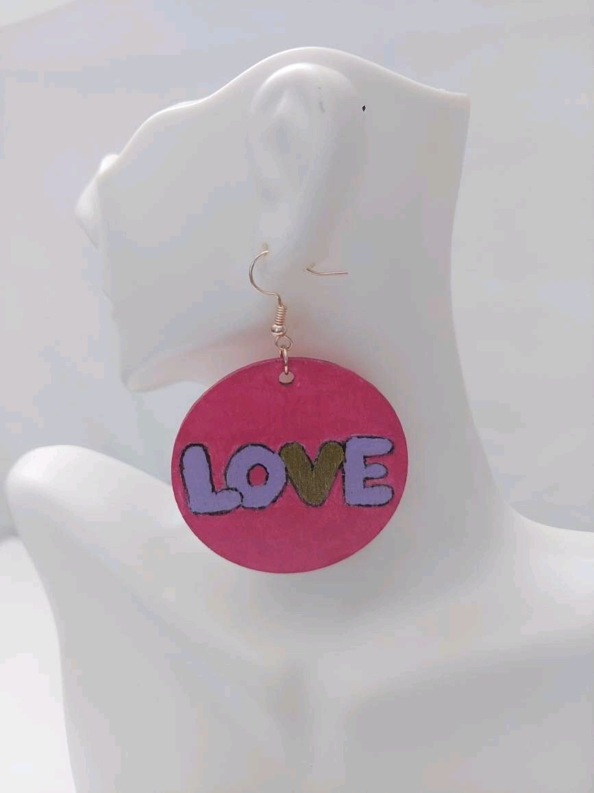 Check out these large #handmade statement making #love earrings in my etsy shop. 💕#HOL1980

houseoflaurelle1980.etsy.com/listing/144881…

#earrings #handmadeshop #handmadeearrings #etsyshop #shopsmall #giftidea #fashion #fashionista #gift
